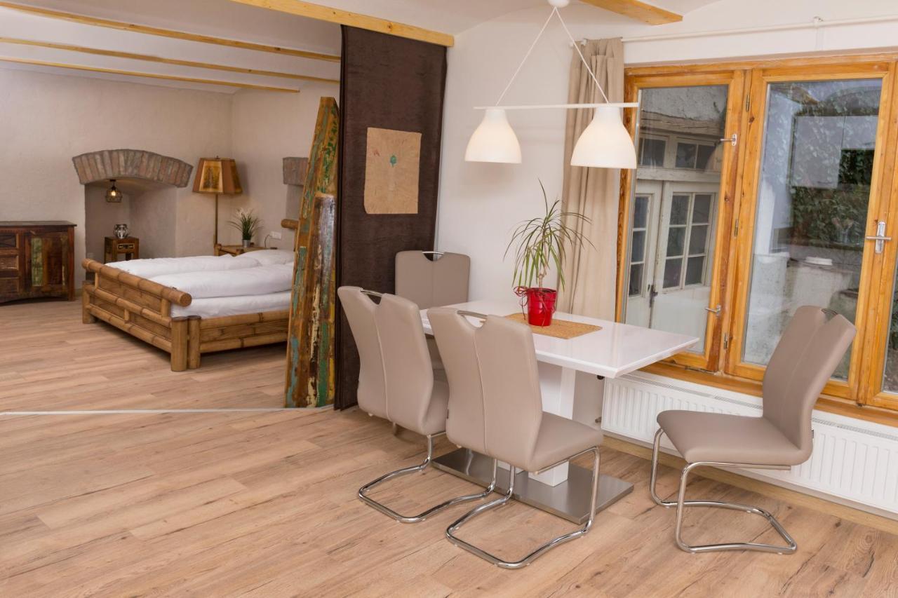 Scheinerhaus Lejlighedshotel Laa an der Thaya Eksteriør billede